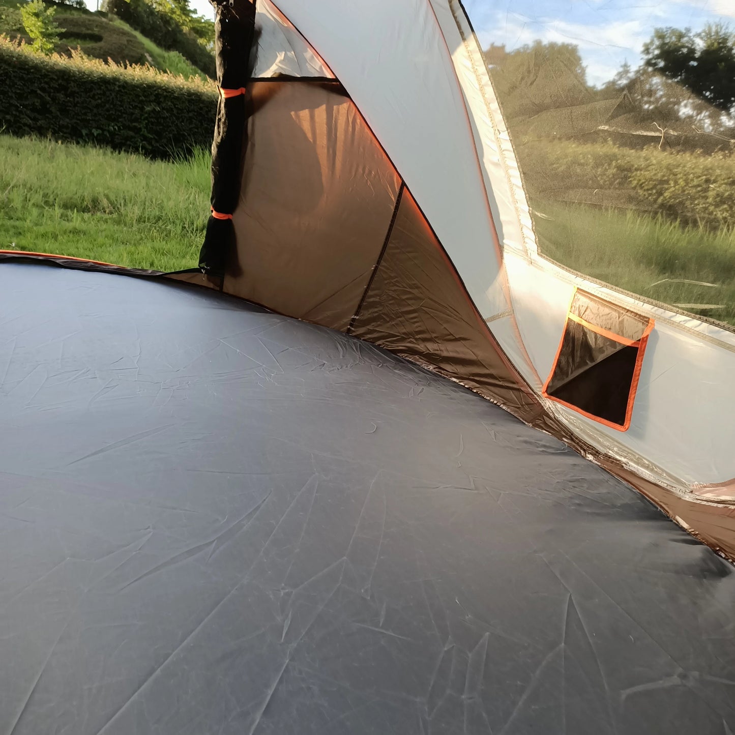 Quick Simple Waterproof Tent