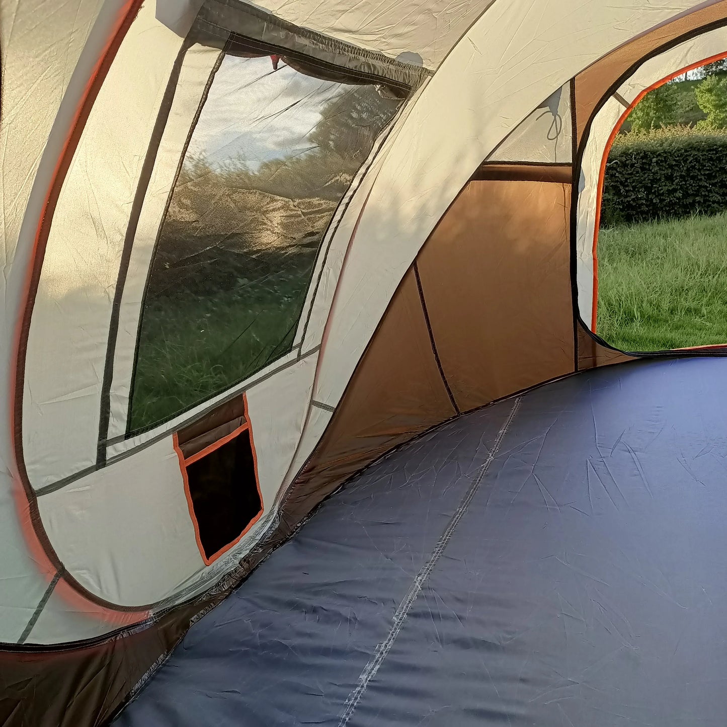Quick Simple Waterproof Tent